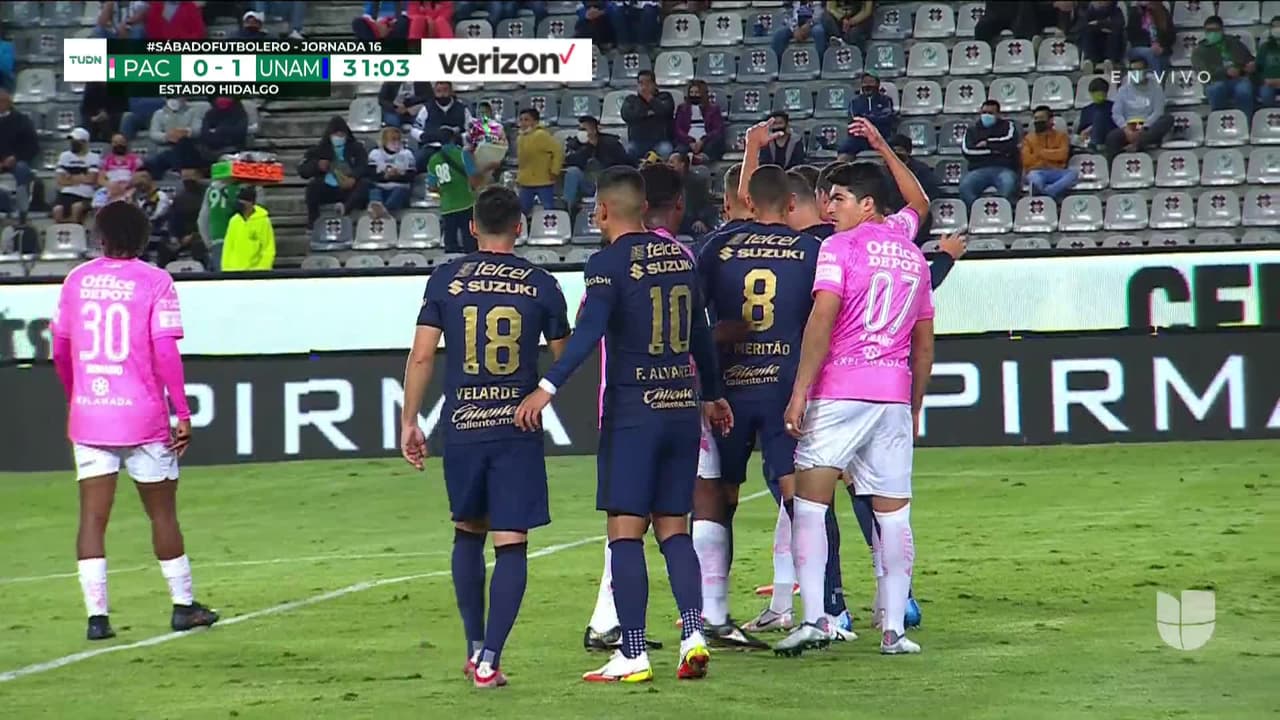 ¡TIRO ATAJADO! disparo por Sebastián Saucedo.