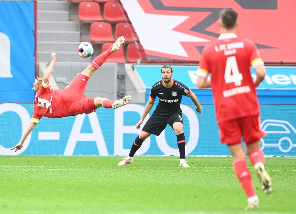 Bayer Leverkusen no logra hacer pesar la localía y empatan 1-1 frente al FC Union de Berlin.