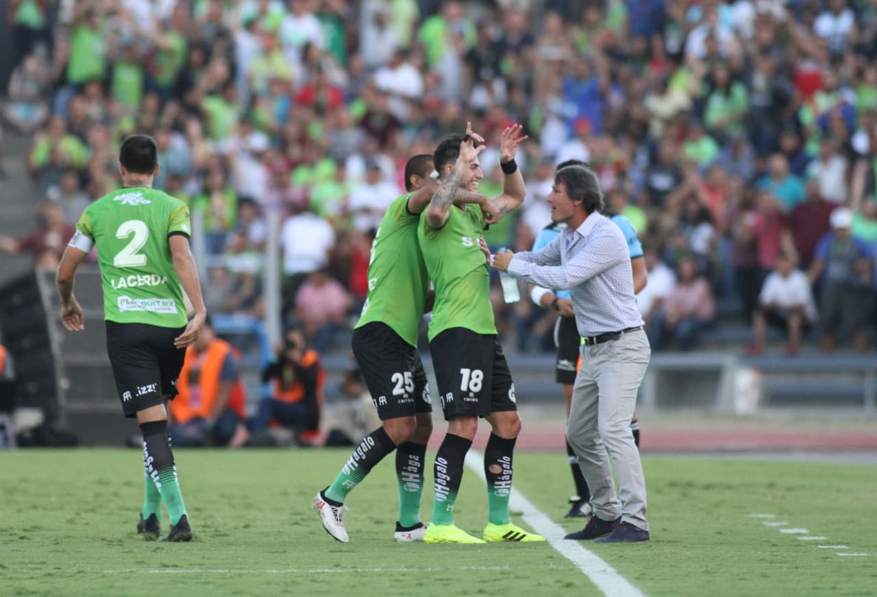 Por su parte, Veracruz continúa sin ganar y en la siguiente jornada visitarán al líder Santos Laguna en el TSM.