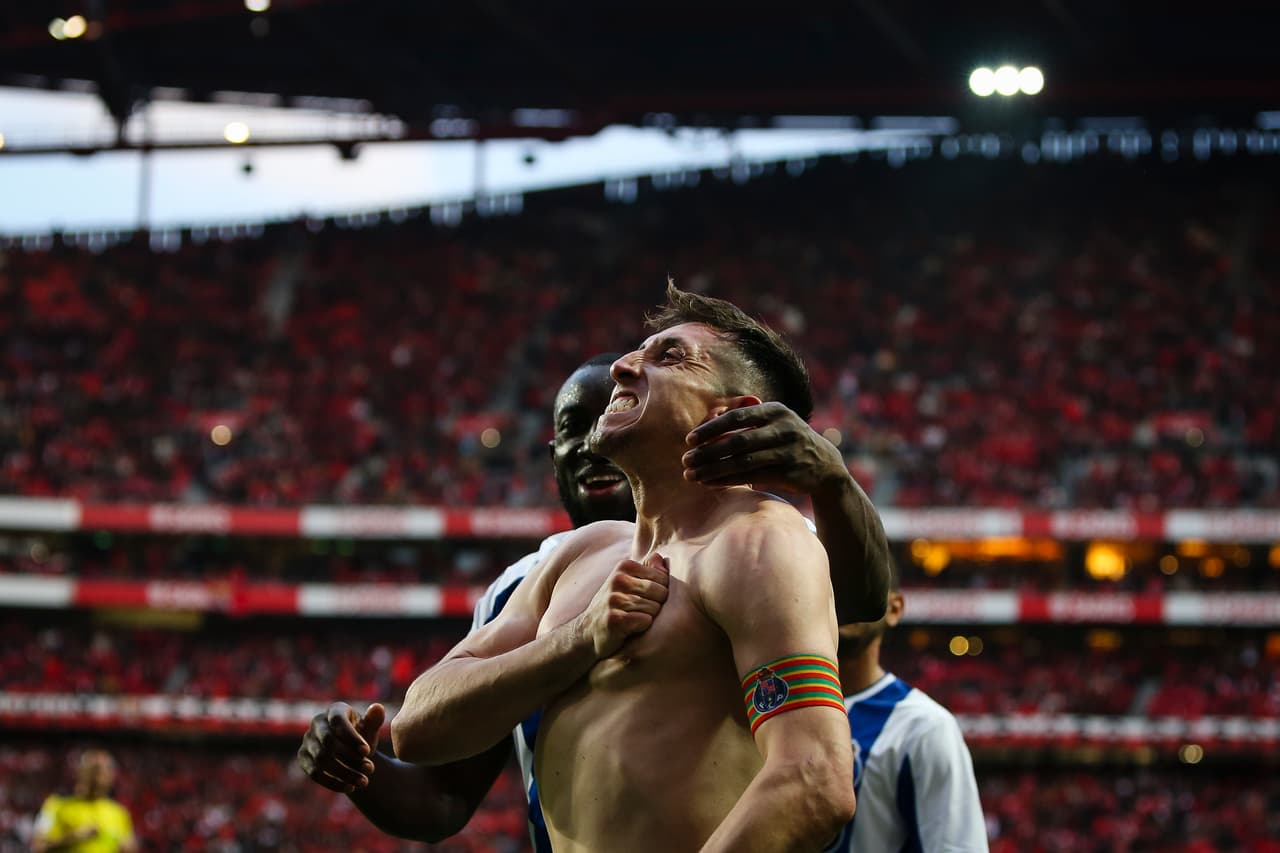 Herrera se vistió de héroe para el Porto con un golazo que le permite soñar con ser campeón en Portugal.