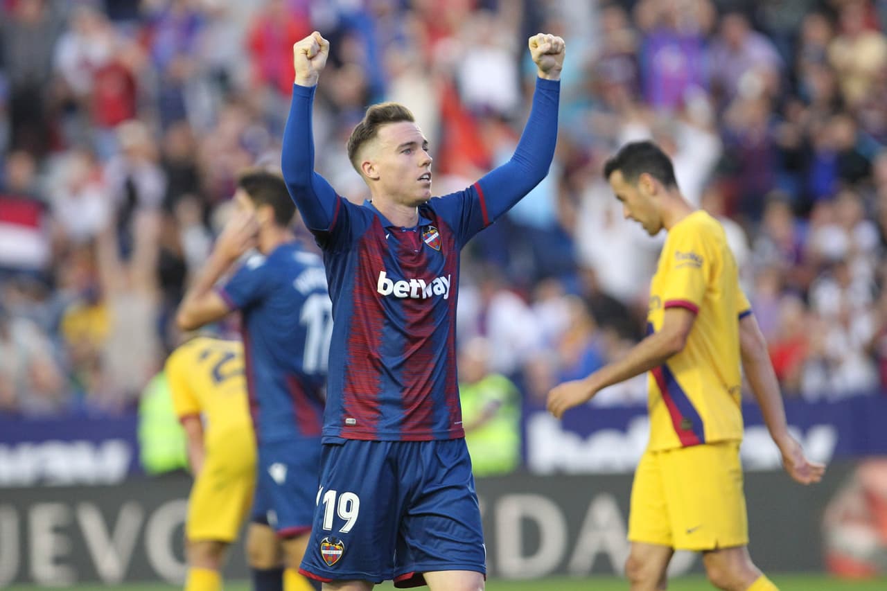 Messi (38’) cobró un penal y abrió el marcador. Gómez (61’), Mayoral (63’) y Radoja (68’) propinaron la goliza.