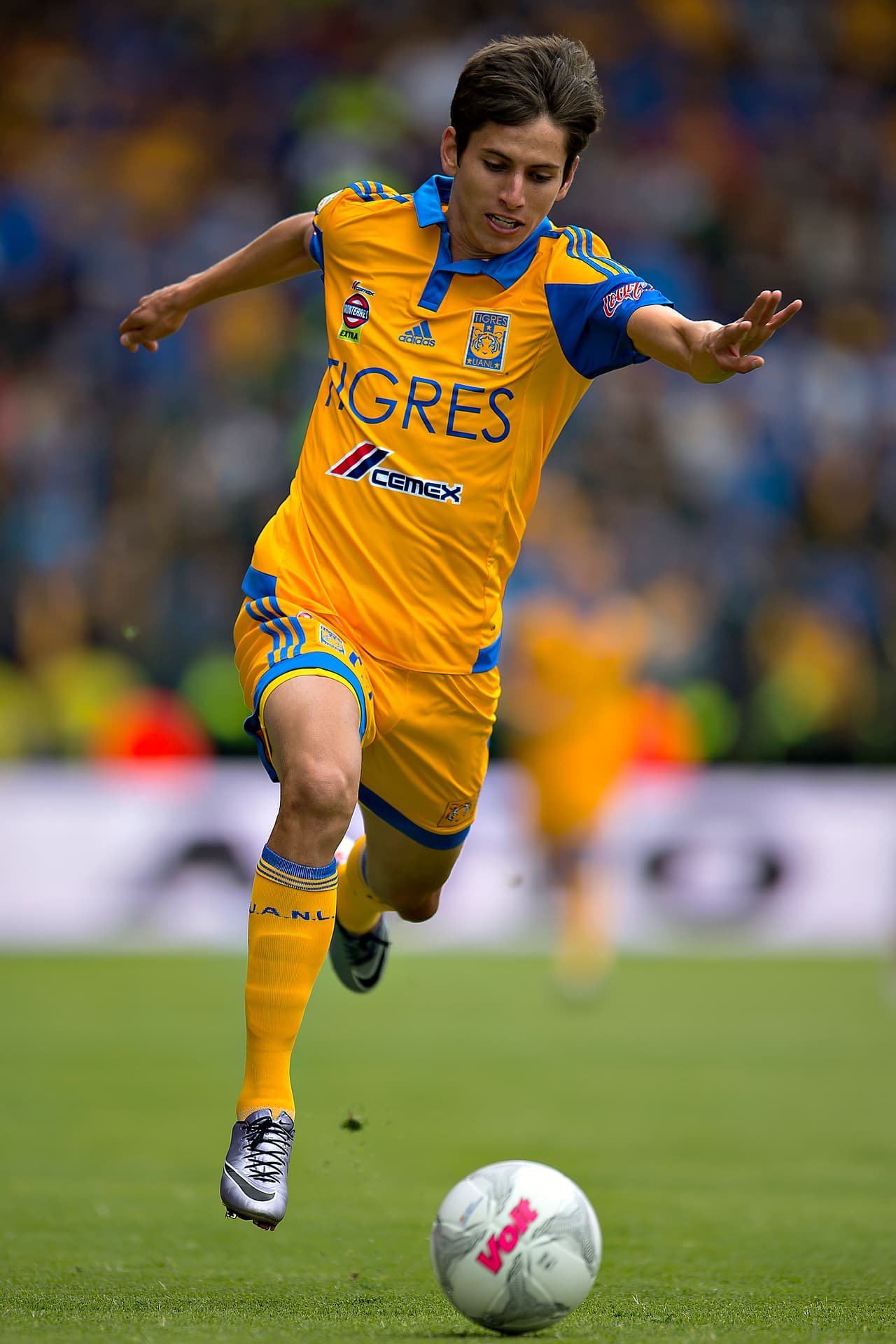Tigres niega alguna oferta por Jürgen Damm