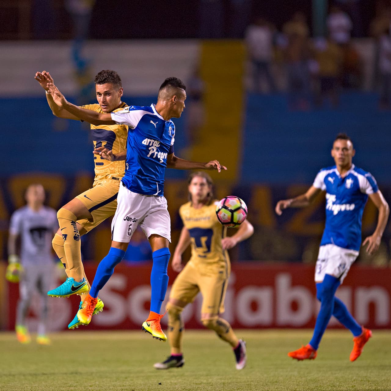 Pumas cayó 2-1 ante Honduras Progreso y complicó su clasificación en la Concacaf