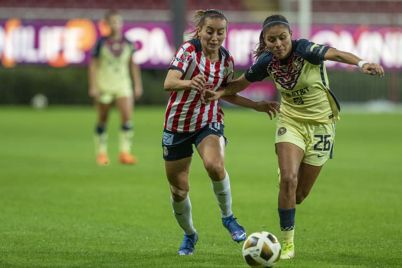 during the game Guadalajara vs America, corresponding to Quarterfinal second leg round match of Torneo Apertura Grita Mexico A21 of the Liga BBVA MX Femenil, at Akron Stadium, on December 06, 2021.
<br>
<br> durante el partido Guadalajara vs America, correspondiente al partido de vuelta de Cuartos de Final del Torneo Apertura Grita Mexico A21 de la Liga BBVA MX Femenil, en el Estadio Akron, el 06 de diciembre de 2021.