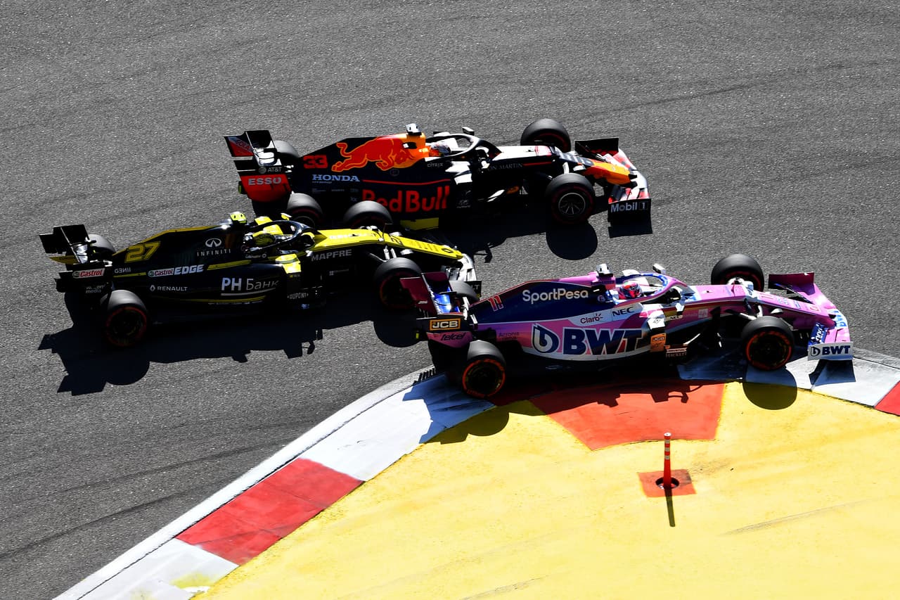 Con McLaren ganó dos carreras en 2009, tres en 2010, tres en 2011 y cuatro en 2012.