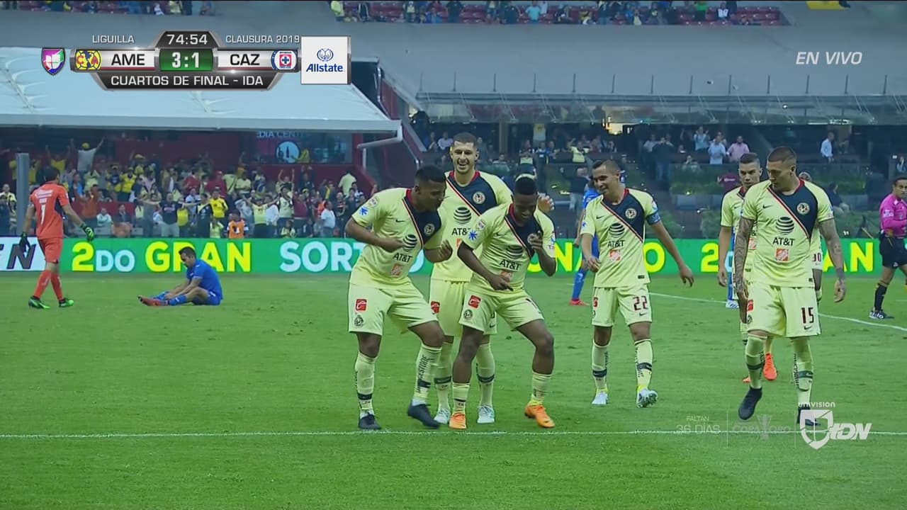 ¡Golazo! Roger marcó su doblete y puso en jaque a la Máquina