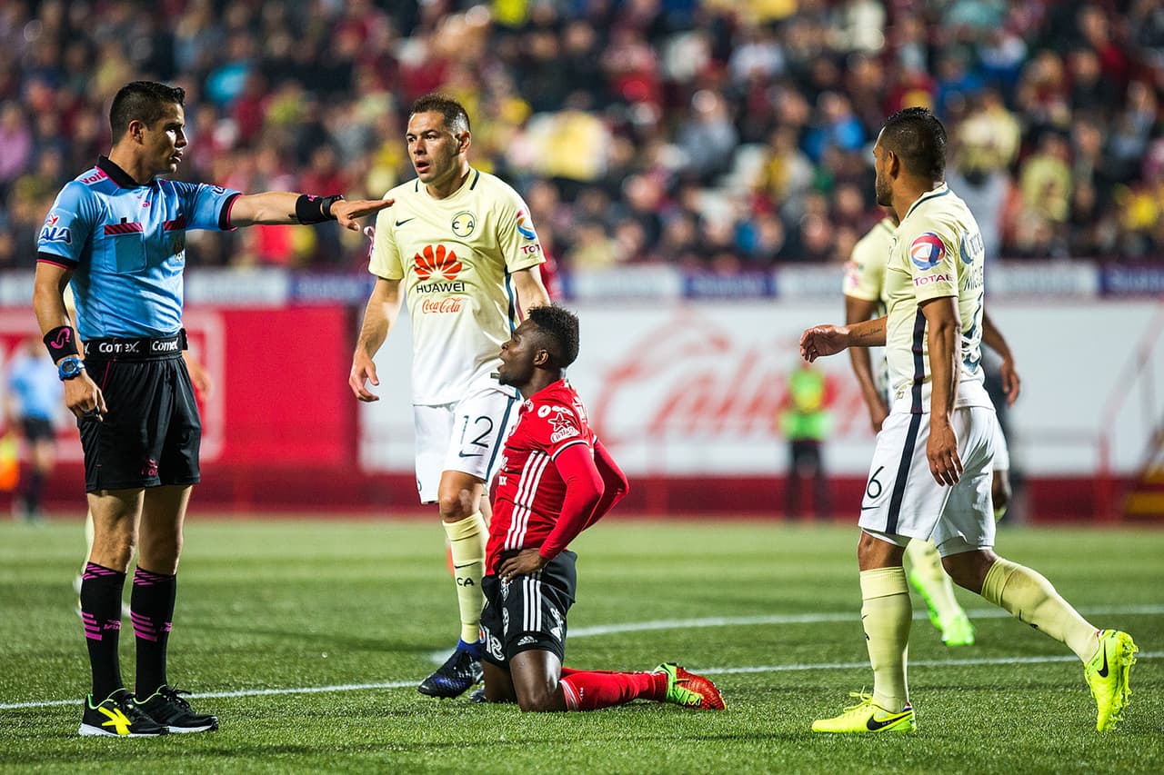 El colombiano Avilés Hurtado se tuvo que resignar a irse en blanco, en medio de quienes piden sea considerado para hacer parte del 'Tri'.