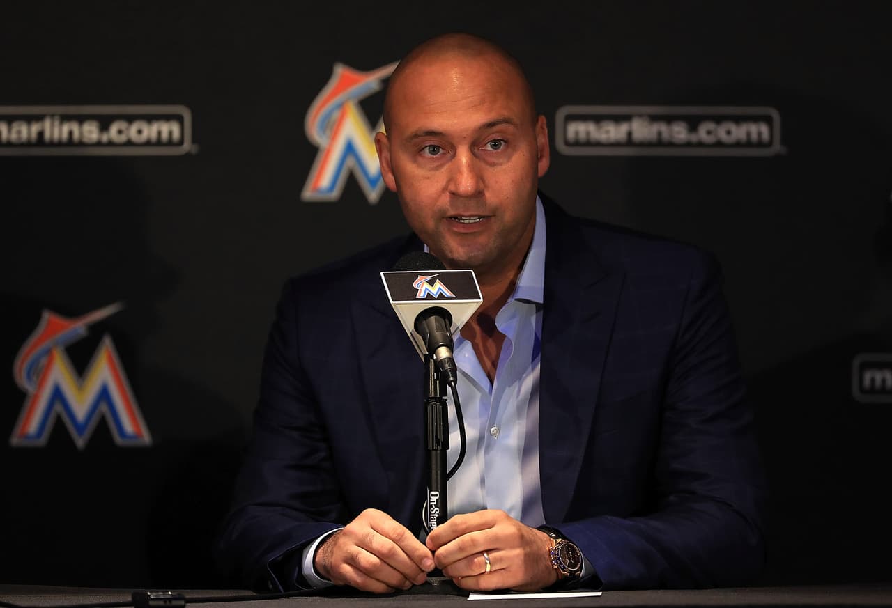 Jeter estará ausente en la serie entre sus Marlins y Yankees 