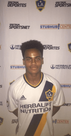 John 'Xuxuh' Hilton | 18 años