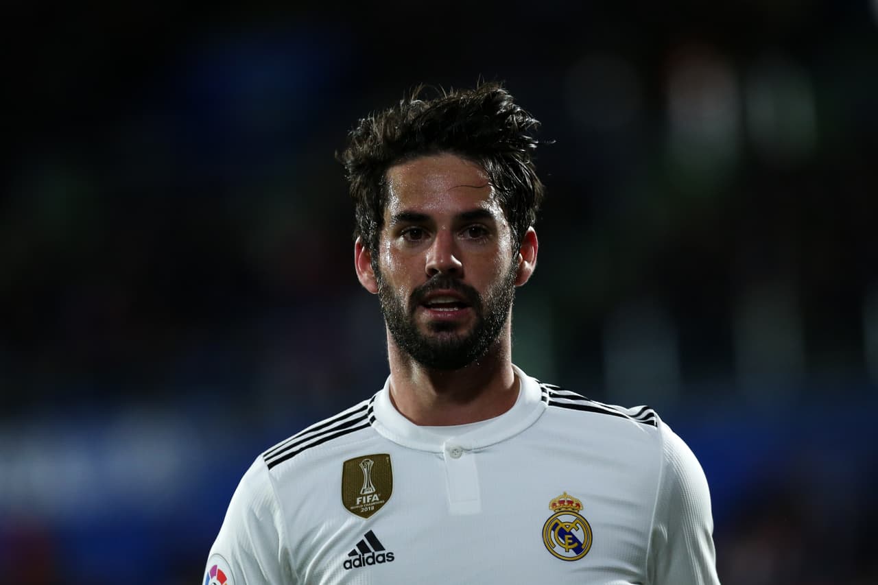 Pero no sería el único, ya que la ecuación la completa Isco Alarcón. La operación se estima en un costo de 210 millones de euros.