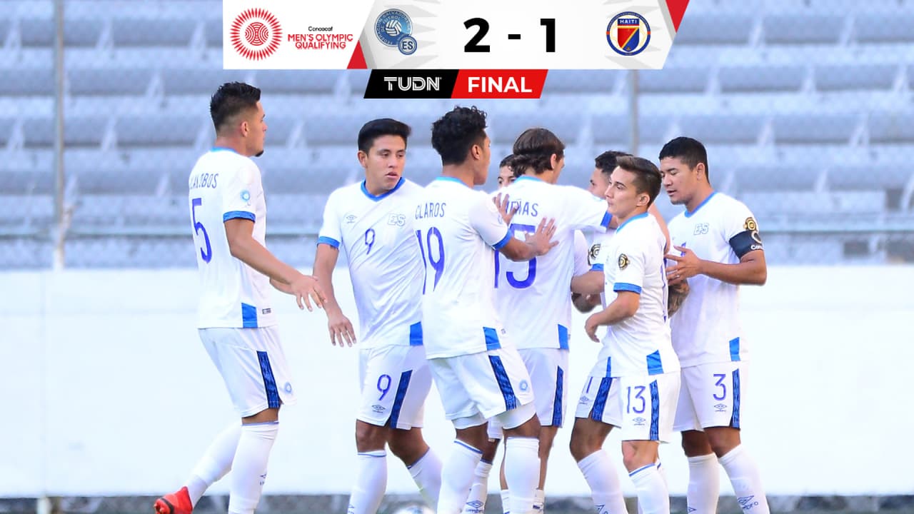 El Salvador hace la tarea 2-1 ante Haití y espera un 'milagro'