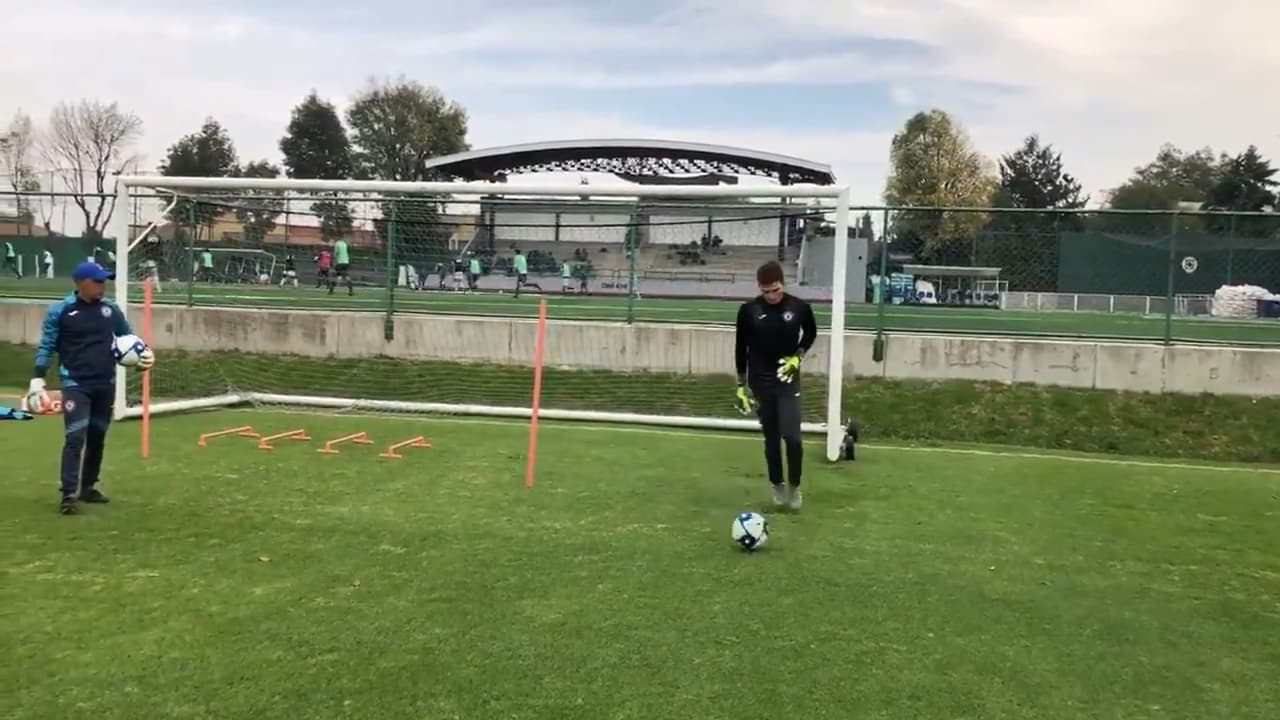 Así fue el primer entrenamiento de Sebastián Jurado con Cruz Azul