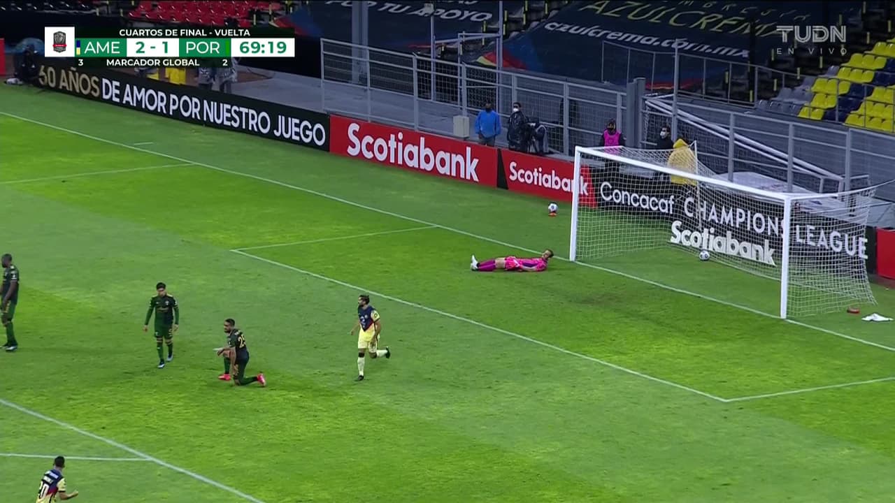 ¡GOL!  anota para América. Leonardo Suárez