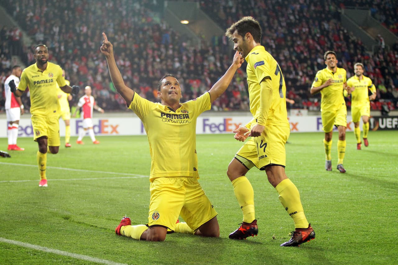 Slavia Praha 0-2 Villarreal: con un gol del colombiano Bacca y un autogol del equipo Checo, los Groguets se quedaron con los 3 puntos y ahora son líderes del grupo A.
