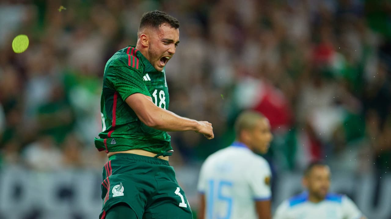 ¡A Europa sin escalas! Luis Chávez paga su cláusula de rescisión