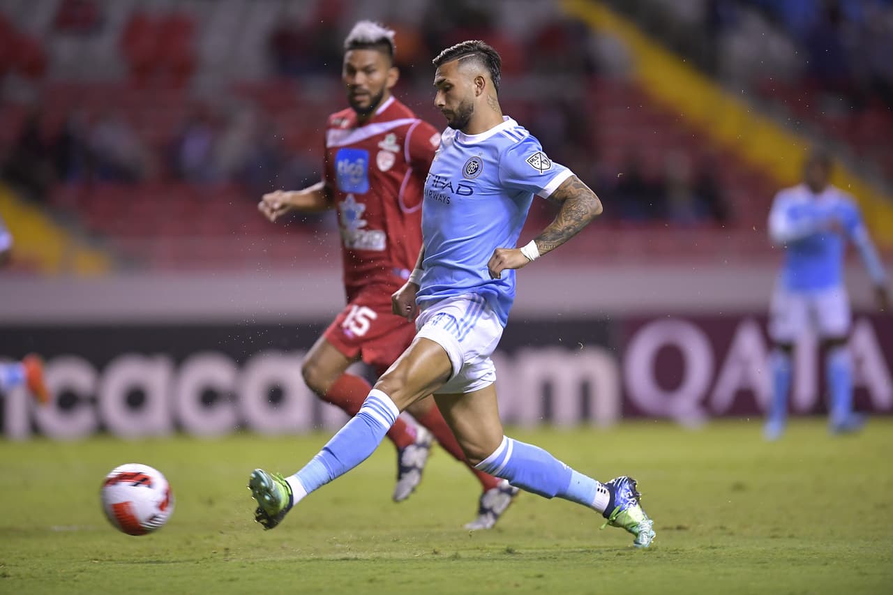 El héroe de la noche se llama Valentin Castellanos ya que con su asombroso doblete el New York FC logró vencer 0-2 a los Santos Guapiles en Costa Rica.