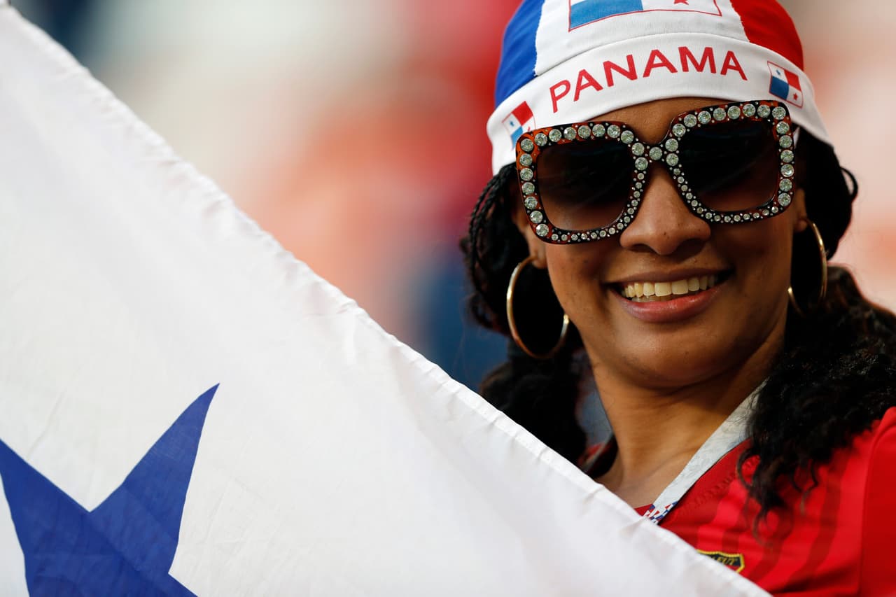 Orgullo, pasión y esperanza. Tres elementos con los que aficionados tanto de Panamá como de Túnez acudieron a Mordovia Arena para apoyar a los suyos y volver a casa con una alegría qué contar.