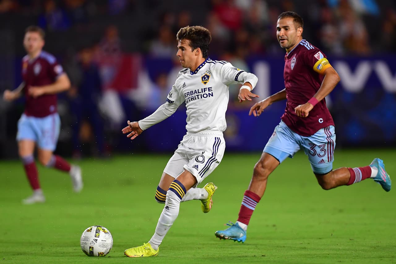 La joya surgida de La Masía de Barcelona, marco un golazo clave en cancha de Toronto.