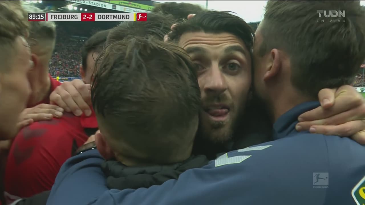 ¡Increíble manera de empatar! Un autogol de Akanji arruina la fiesta del Borussia