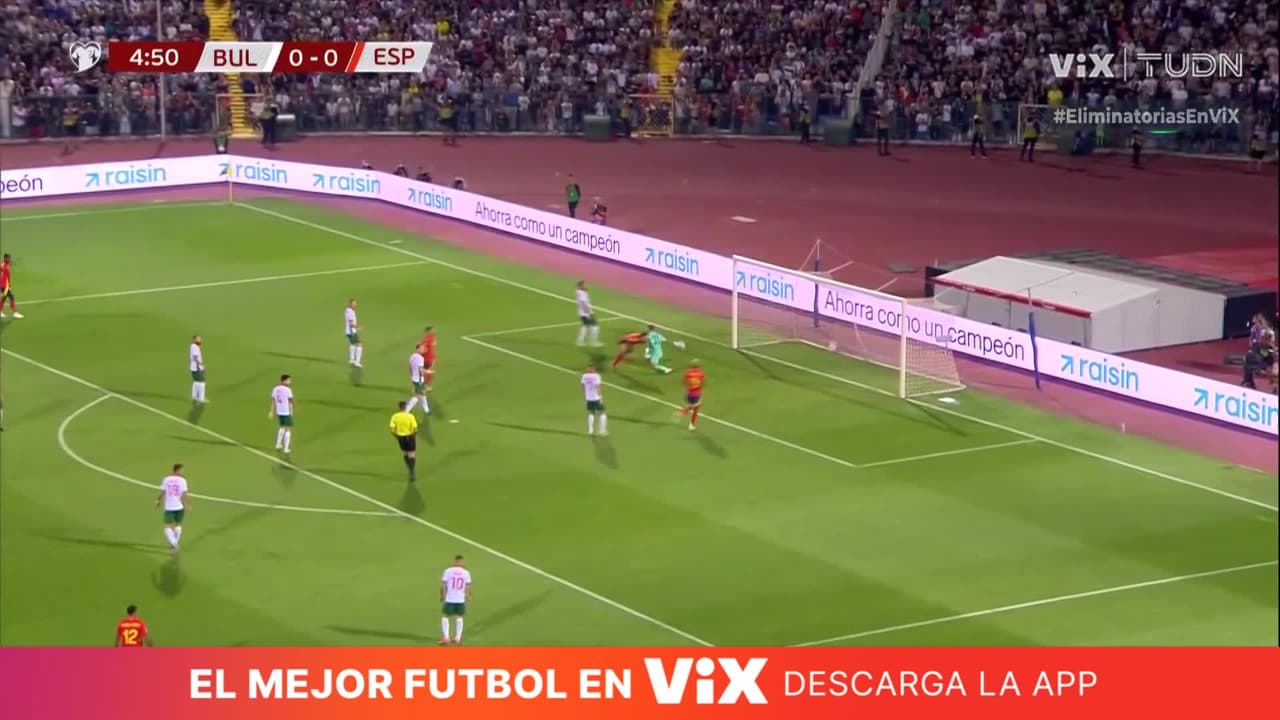 ¡Gol de vestidor! Zubimendi encontró entre lineas a Oyarzabal y ya lo gana España