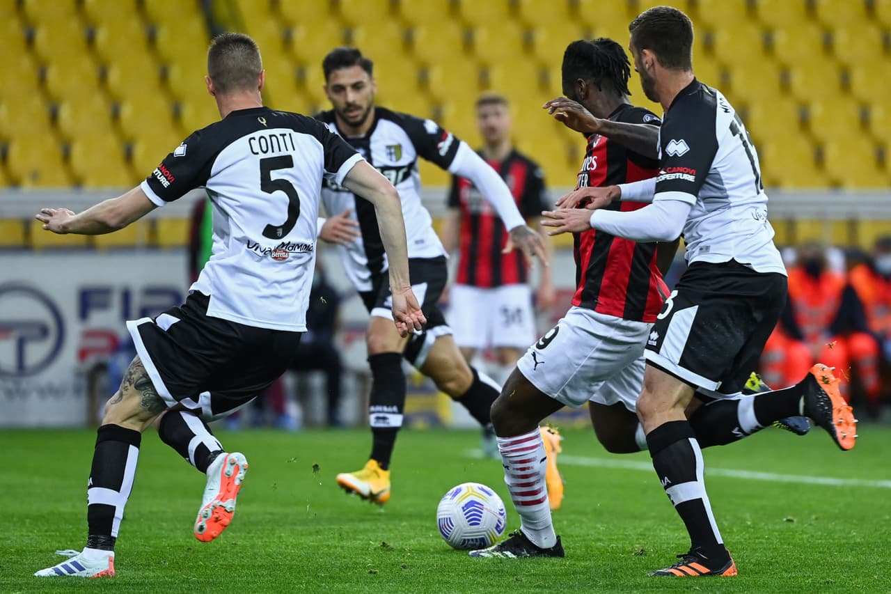 Franck Kessie amplió la ventaja al 44' con un disparo al primer poste a pase de Theo Hernández.