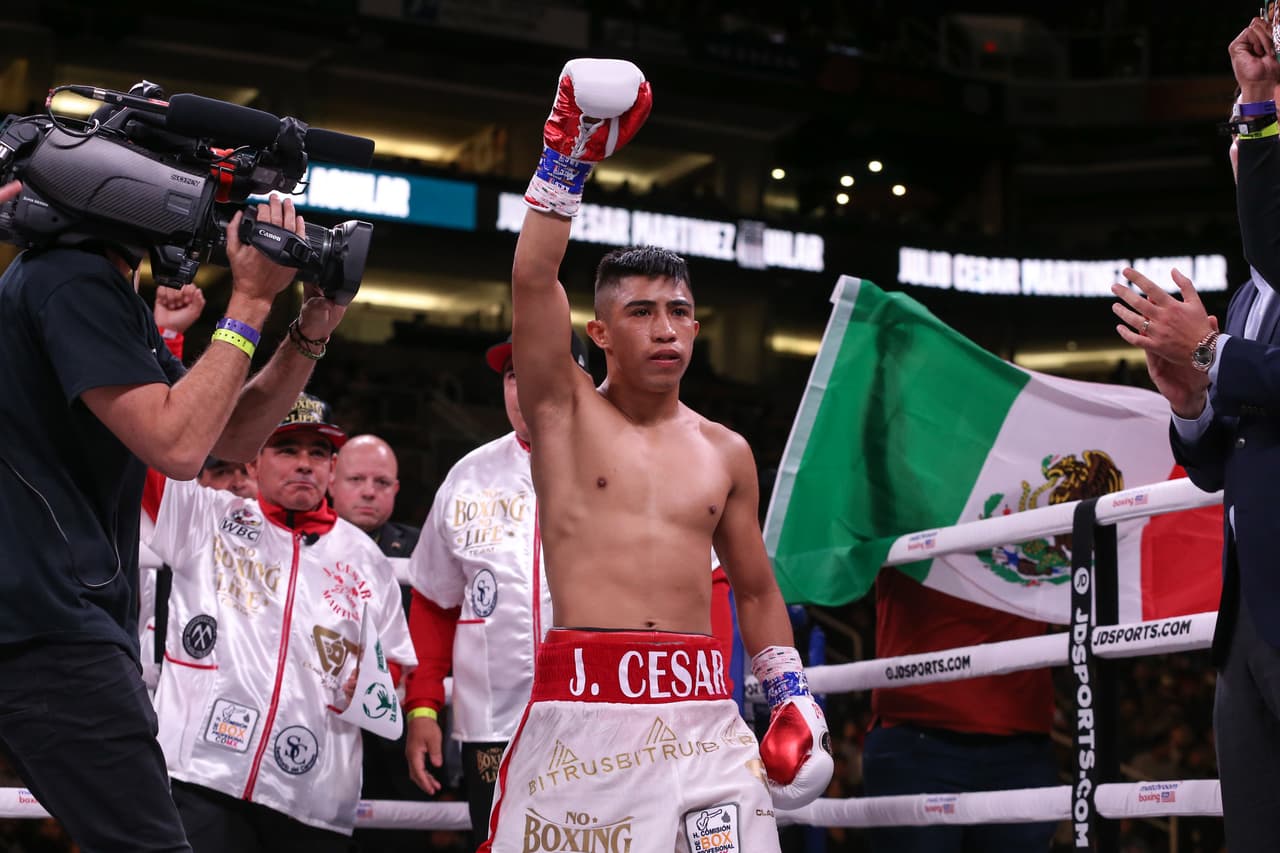 Julio César Martínez, Campeón Mundial Peso Mosca