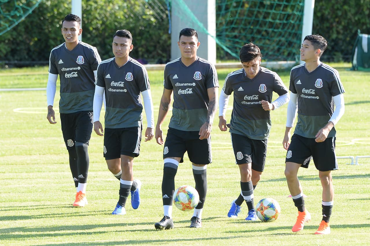 La Selección Mexicana Sub-23 tuvo un entrenamiento con buen ánimo con miras a su duelo contra Irlanda en el Torneo Esperanzas de Toulon, pues un triunfo lo acercará a la siguiente fase.