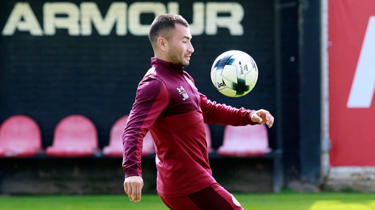 Jean Menses vestirá su segunda camiseta en México ahora con Toluca.