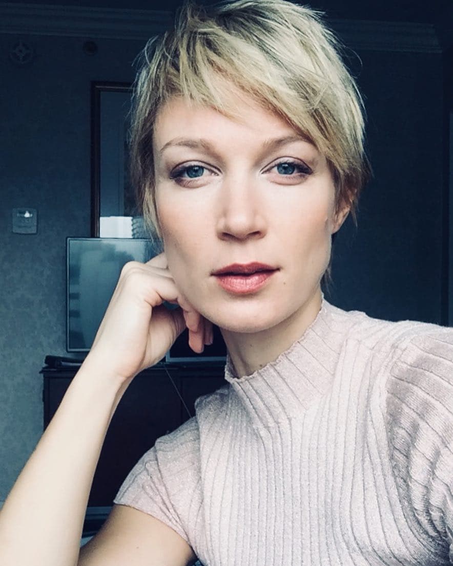 La actriz neozelandesa interpretó a Diana en dos películas de Lifetime. Bonnie Soper interpretó a la princesa en la película de 2018 ‘Harry & Meghan: A Royal Romance’ y en la película de 2019 ‘Harry & Meghan: Becoming Royal’.