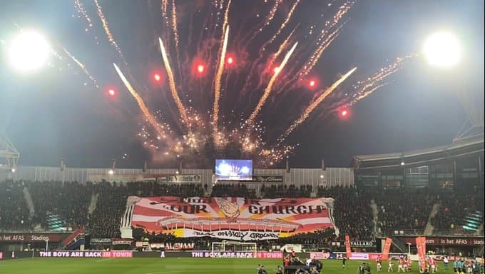 Edson Álvarez juega los 90 minutos en la derrota del Ajax 1-0 ante el AZ Alkmaar con gol de Boadu al minuto 90.