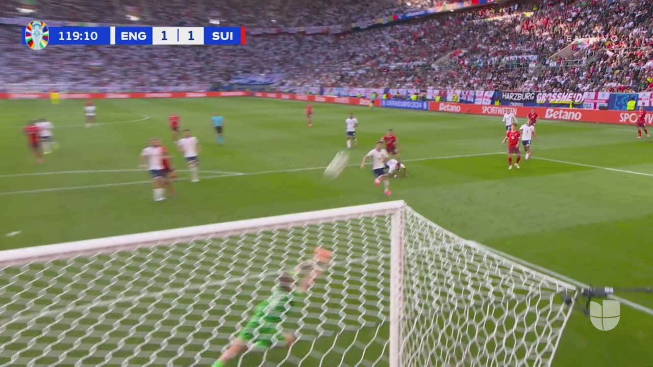 ¡Pickford otra vez! Zapatazo de Amdouni que tapa el arquero