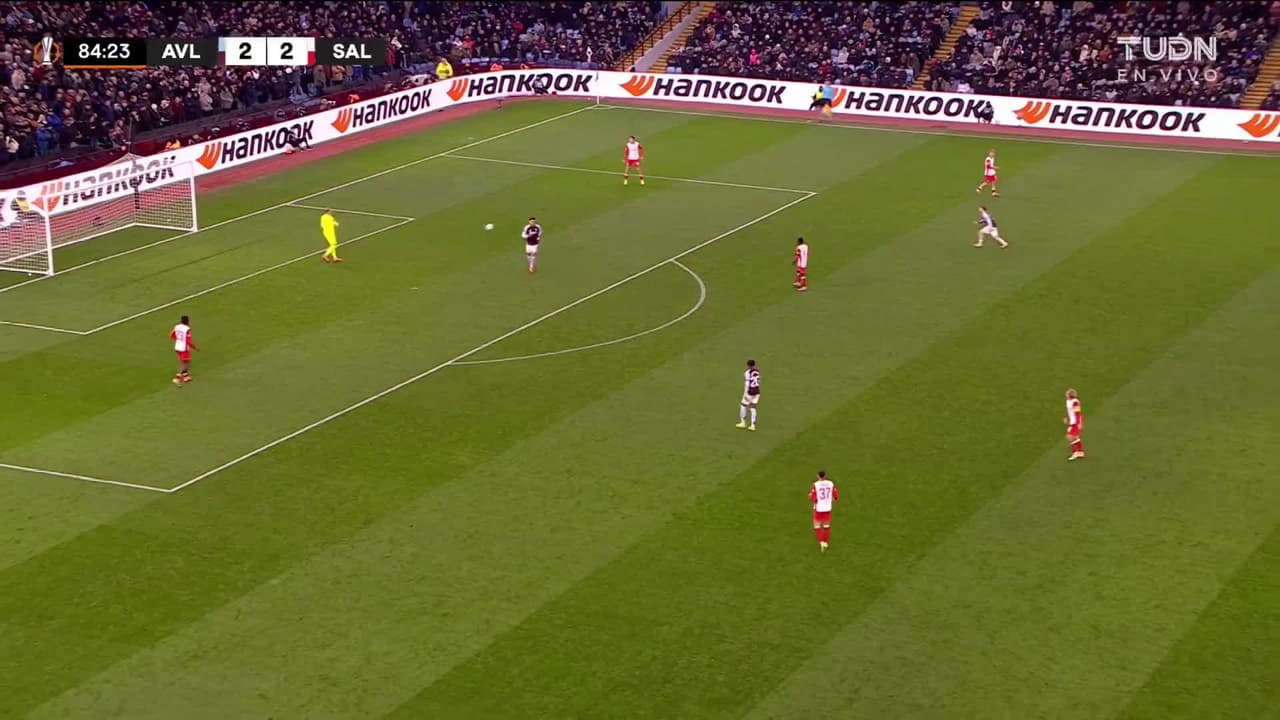 ¡TIRO ATAJADO! disparo por Soumaïla Diabaté.