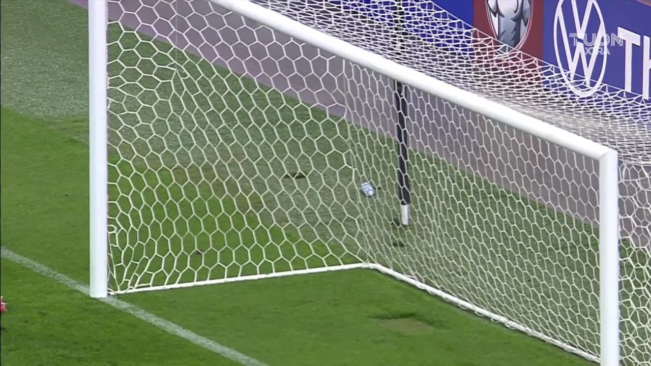 ¡GOL!  anota para Luxemburgo. Gerson Rodrigues