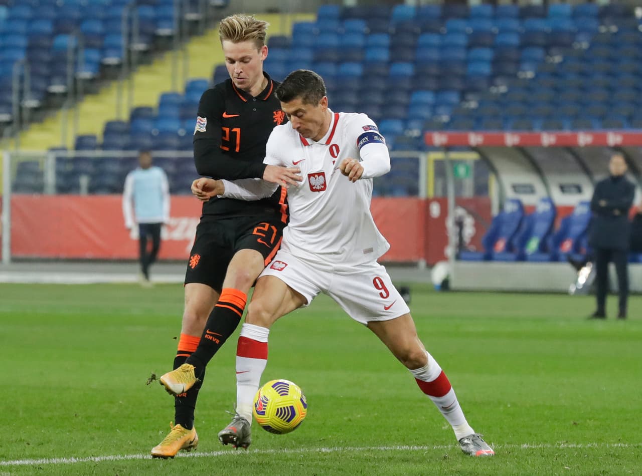 Los neerlandeses le dieron vuelta al partido sobre la recta final; ambos concluyen su participación en la justa europea. | Jozwiak (5’) abrió el marcador para Polonia. Depay (77’) igualó y Wijnaldum (84’) dio vuelta al marcador. Neerlandeses y polacos se despiden de la justa tras conseguir 11 y 7 unidades, respectivamente.