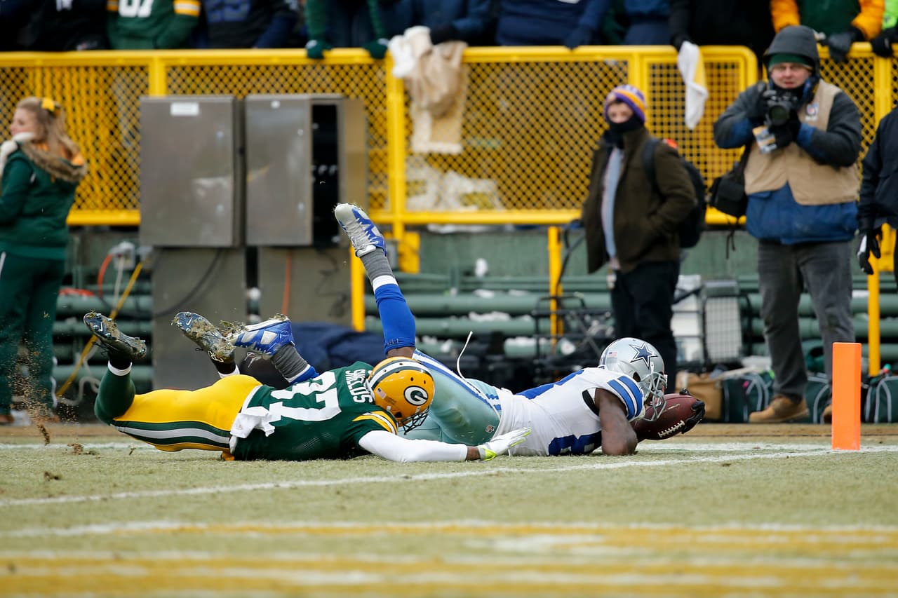Semana 6.- Domingo 16 de octubre (4:25 pm ET) Dallas Cowboys vs. Green Bay Packers.- Como olvidad la recepción de Dez Bryant que no fue validad en la Ronda Divisional de hace dos temporada, Tony Romo está sano y tendría su primer juego en el Lambeau Field desde aquel enfrentamiento.