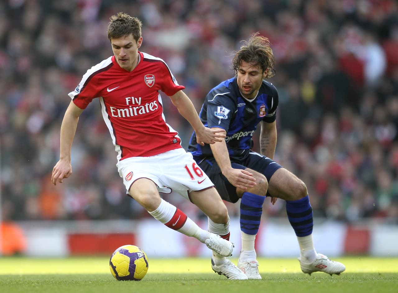 Mediocampistas - Aaron Ramsey
