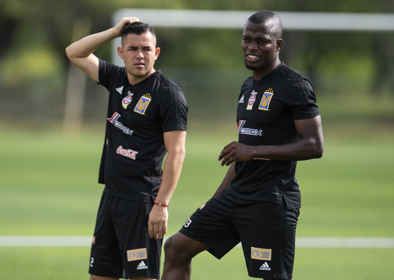 Tigres UANL ajusta detalles para el juego de ida de la Final de la Concacaf Champions League en un duelo contra Monterrey, su gran rival, frente al que busca su primer título internacional.