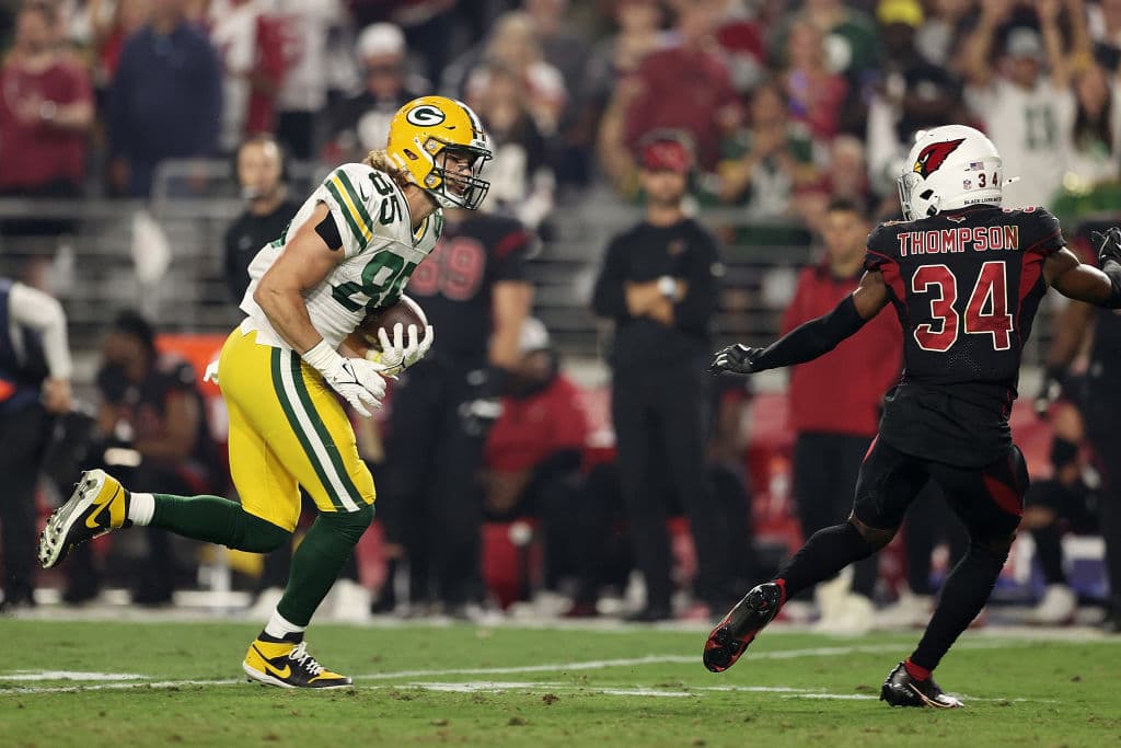 La experiencia le gana a la juventud y Aaron Rodgers comanda la victoria 24-21 sobre los Arizona Cardinals.