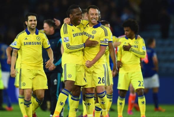 Drogba y Terry anotaron en la victoria londinense sobre Leicester.