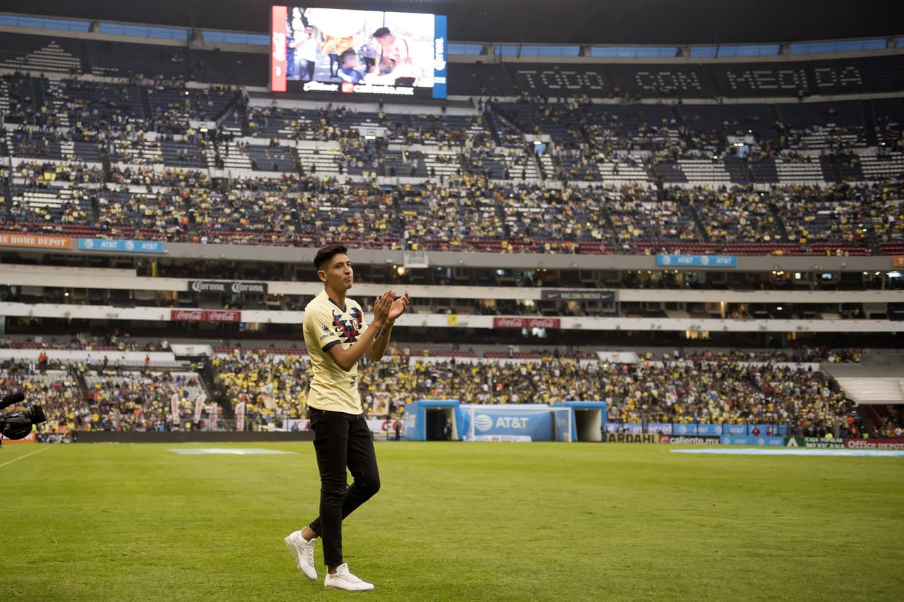 Además de los lesionados, están desde luego los que se fueron del equipo, como Edson Álvarez, ahora en el Ajax