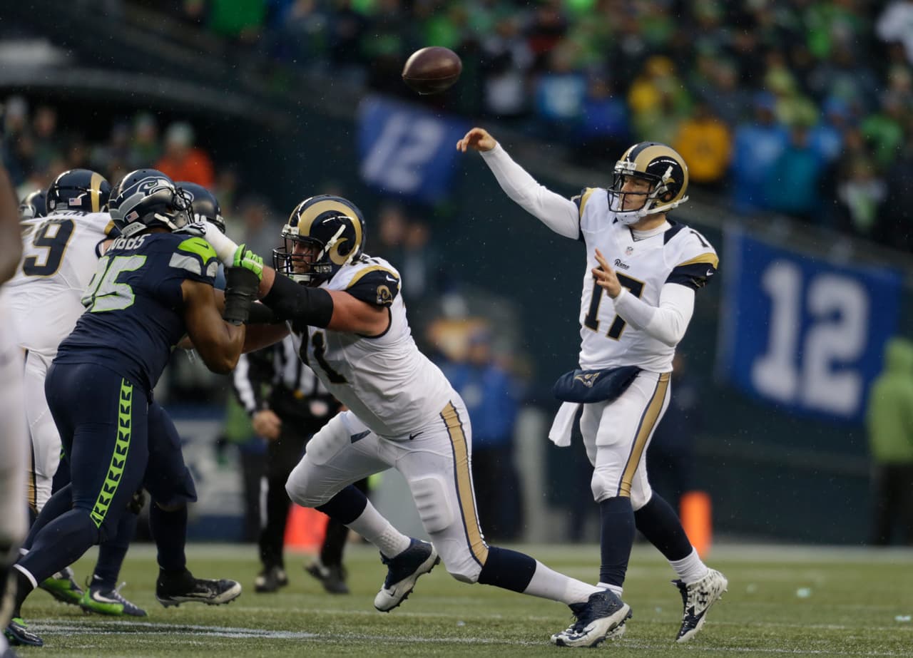 Los St. Louis Rams vencieron 23-17 a los Seattle Seahawks, primera vez desde 2004 que los Rams le ganan a los Seahawks los 2 partidos de temporada regular.