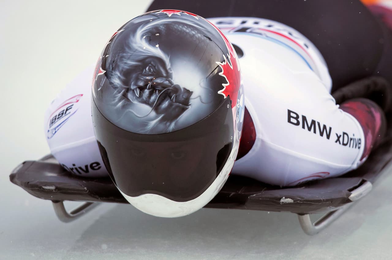 La local Elisabeth Vathje hizo una mezcla en la que mostró en su casco un animal, pero en el que destacó la hoja que aparece en el escudo de su país.