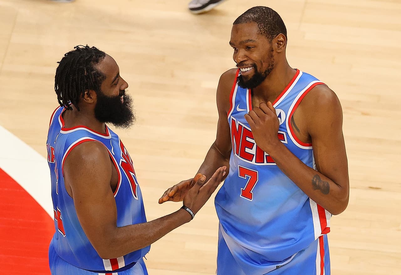James Harden y Kevin Durant guían el triunfo de los Brooklyn Nets