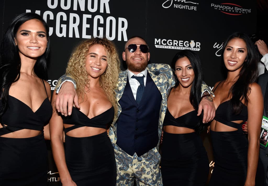 Fue tan evidente el afán económico, que incluso el propio McGregor estuvo de fiesta después de perder el combate.