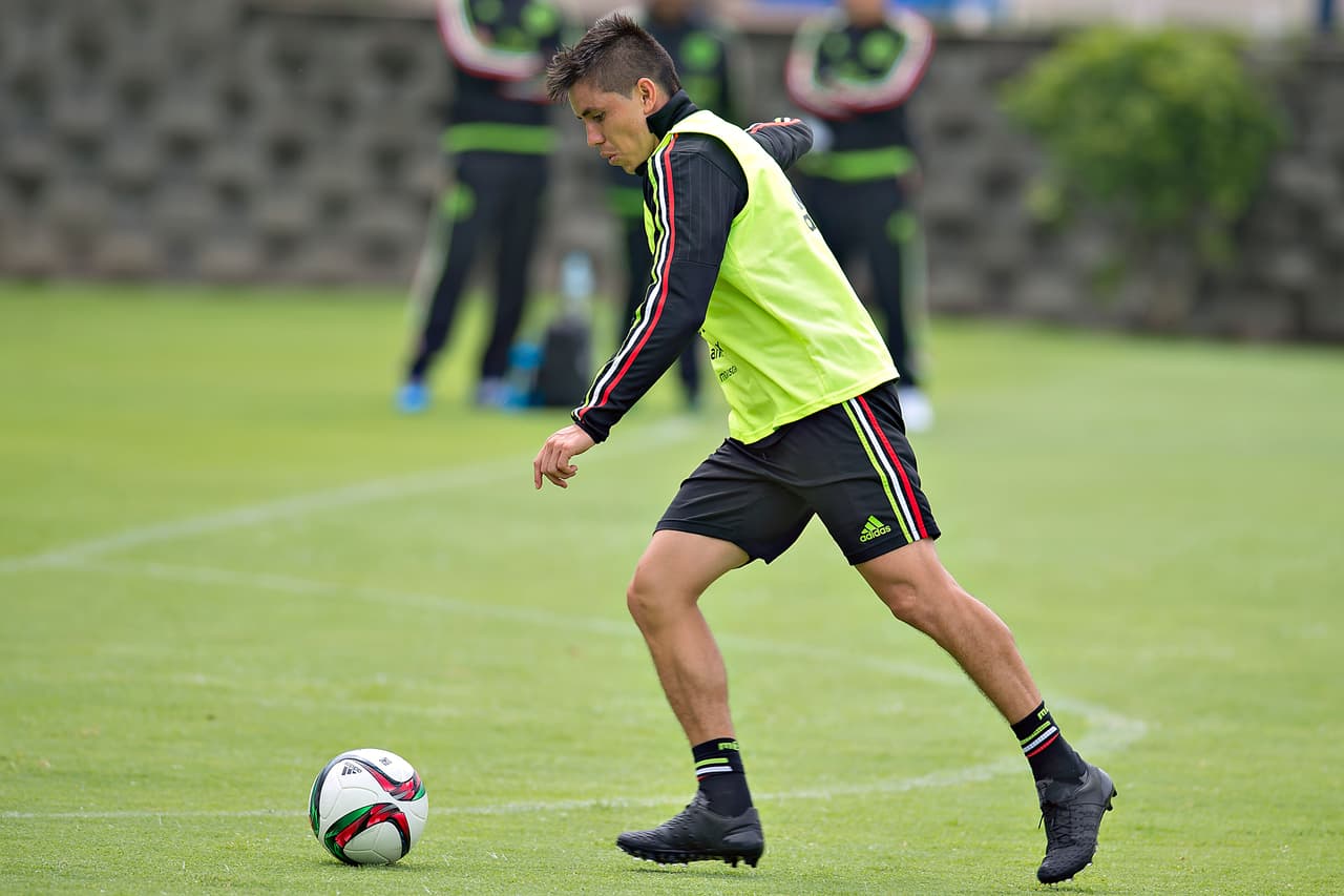 Carlos Salcedo- No fue exigido pero mostró determinación, es una de las opciones fuertes para Miguel Herrera. Calificación 8