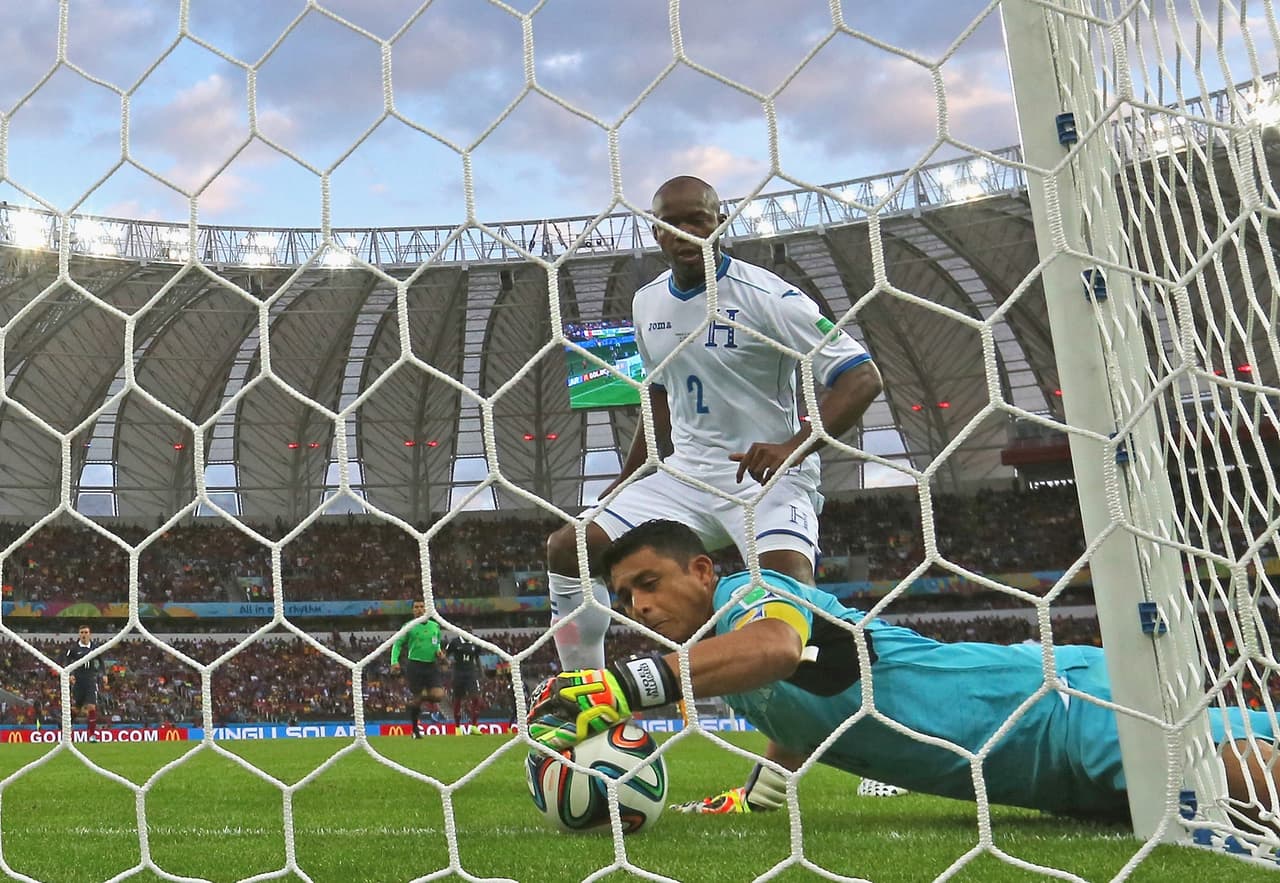 En el Mundial de Brasil 2014 hubo un tanto de Francia que requirió de la tecnología para ser convalidado contra Honduras.