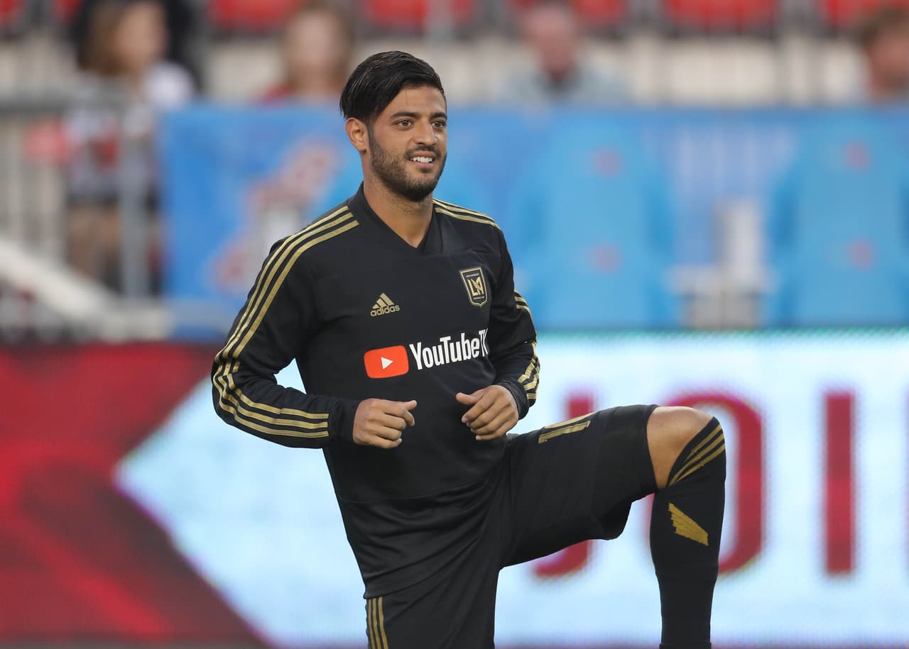 Con un doblete de Carlos Vela, LAFC se impuso a domicilio por 4-2 a Toronto FC, vigente campeón de la liga. (USA Today Images)