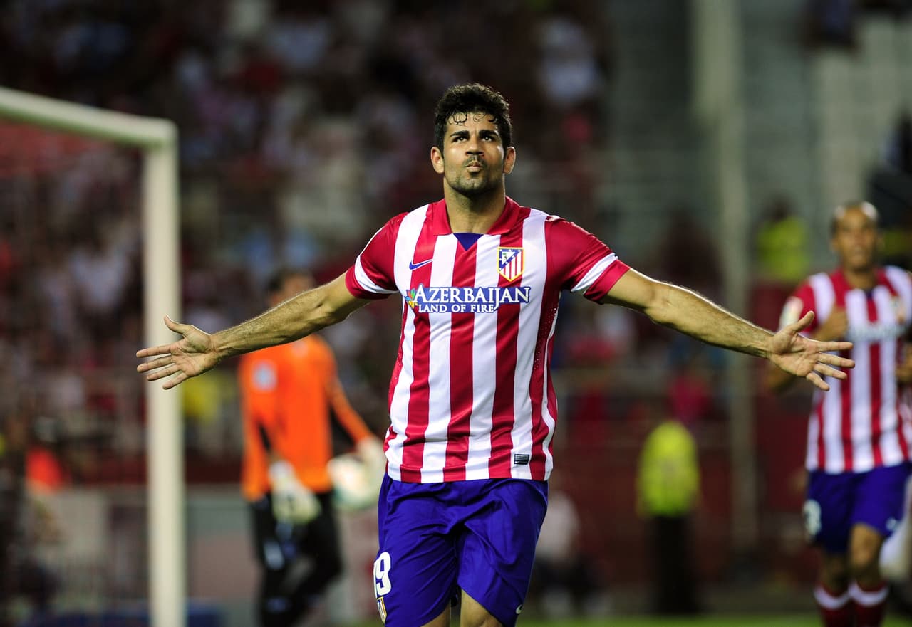 Diego Costa tuvo se mejor momento en el Atletico de Madrid en 2013 y eso le abrió las puertas para ser convocado con Brasil para un amistoso contra Rusia, en el que estuvo algunos minutos de juego.