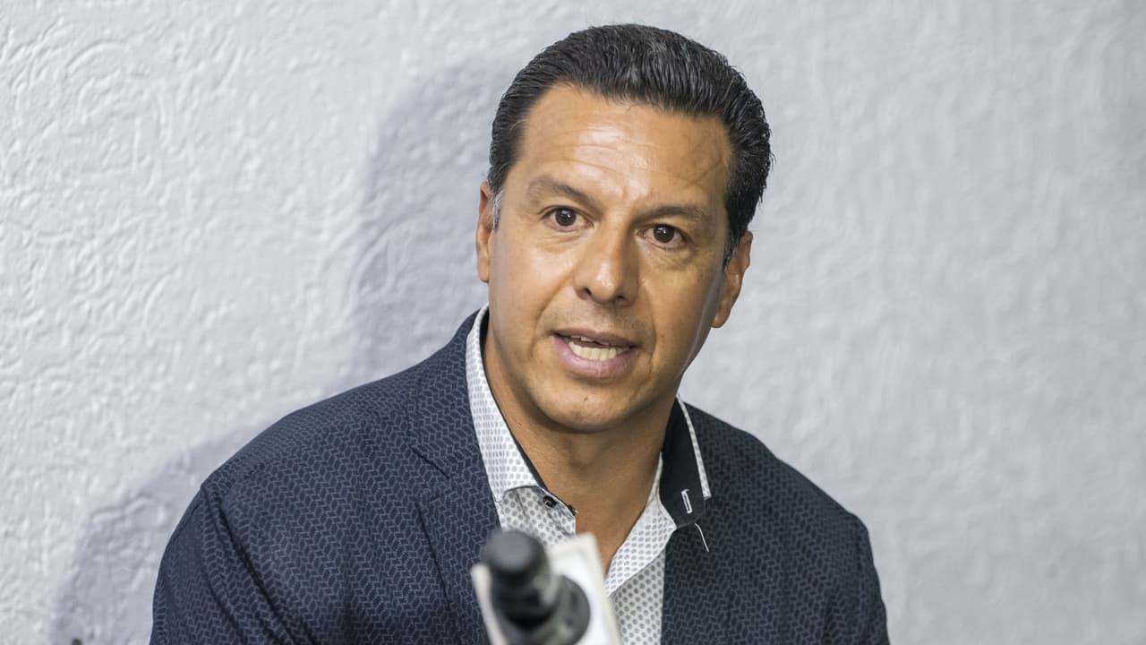 Archundia sobre la jugada polémica en el Clásico Nacional: "Fue una decisión correcta"