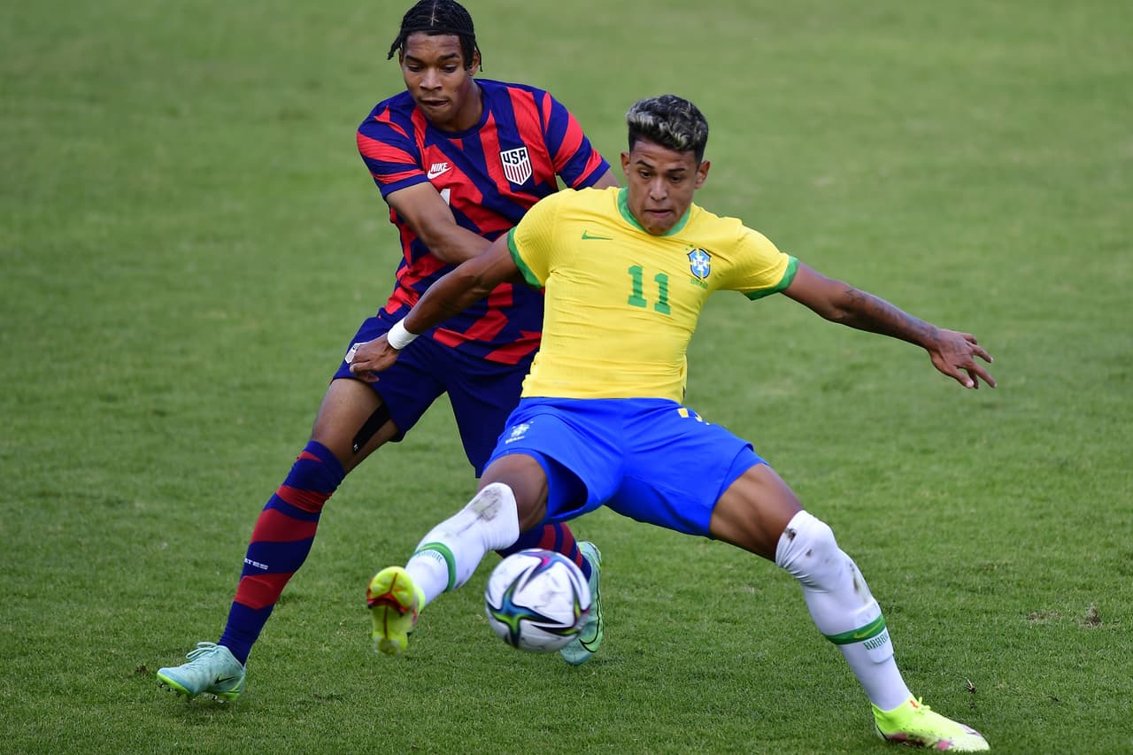 Marcos Santos es el hombre de la noche y comanda la goleada 4-0 sobre los Estados Unidos con un estupendo doblete.